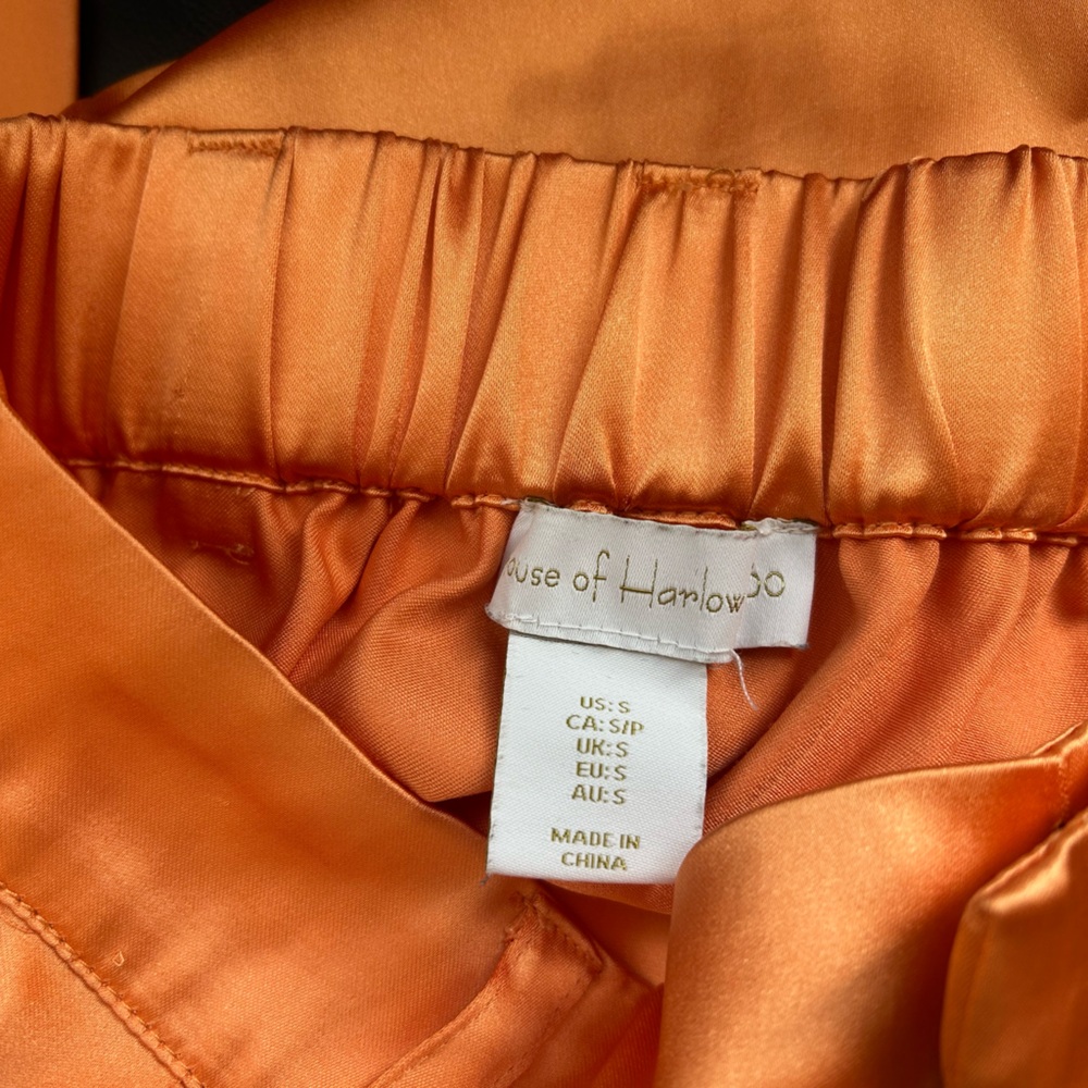 House of Harlow 1960 Orange Wide Leg Pants & Crop Top Set - Picture 10 of 10